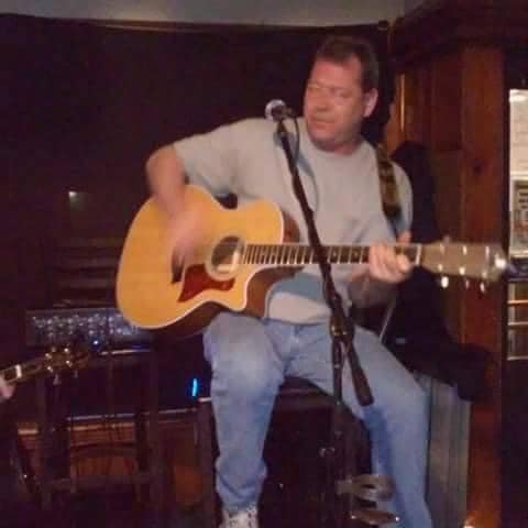 Live Irish Rebel Music by Billy McGovern Every Tuesday this Summer